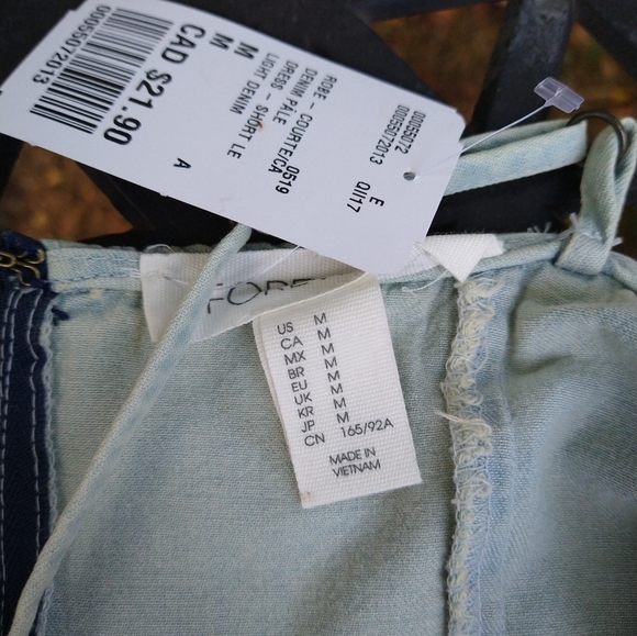 Size M light blue jean denim sun dress - Picture 14 of 15